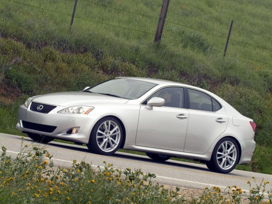  Lexus IS350 2005 года  (фото 67 из 82)